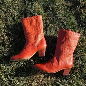 SOLD Vtg 1970's Sunburst Stitch Leather Boots